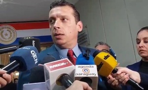Hernán Rivas prometió presentar a sus excompañeros de Derecho en conferencia de prensa la próxima semana