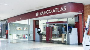 Escándalo en IPS: investigan millonario desvío en obras adjudicadas a Atlas - Noticiero Paraguay