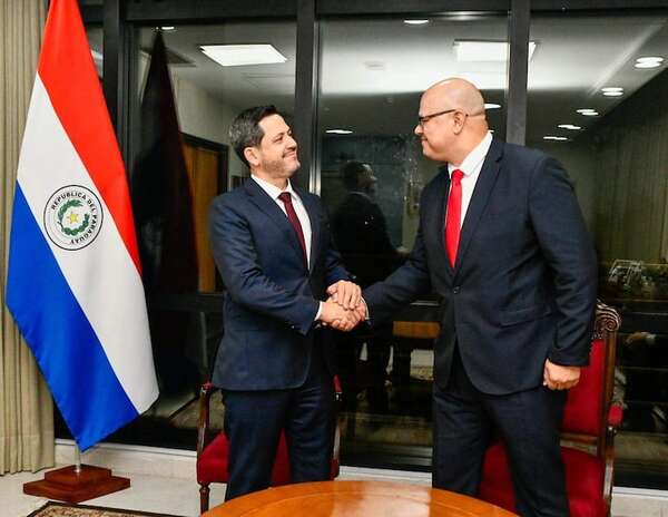 Ministro Lovera asegura a Latorre que no hay planes de aumentar el déficit fiscal - Política - ABC Color