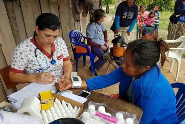 Médicos de la Promo 83 lleva salud gratuita al Chaco