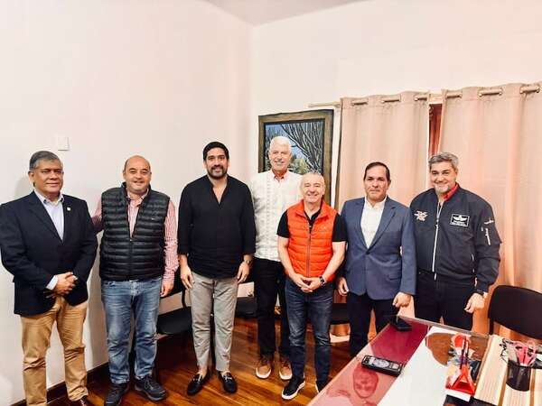 Asunción: Espínola es jefe de campaña de Arnaldo Samaniego - Política - ABC Color