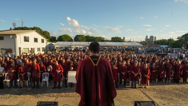 Bodas de Plata y un nuevo horizonte: Iglesia Más que Vencedores celebra 25 años en su futuro predio