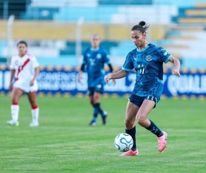 La Albirroja Femenina iguala ante Perú y complica su clasificación al Mundial - ADN Digital