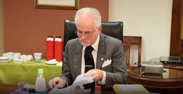 Mafia de los pagarés: piden suspender matrículas de abogados procesados