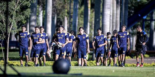 El plantel de Luqueño no se presentó a entrenar por incumplimiento de pagos - Sportivo Luqueño - ABC Color