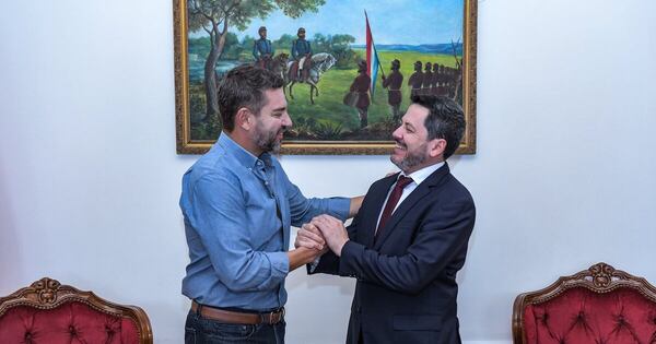 La Nación / Latorre destaca a Alliana y afirma que Honor Colorado tiene “perfiles de lujo” para 2028