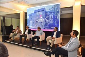 Economistas enfatizan la necesidad de focalizar la inversión social y cumplir obligaciones financieras