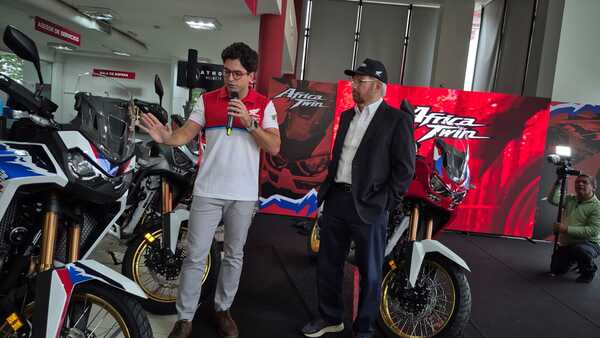 Vuelve la tricolor: Honda presentó la nueva moto África Twin 2026 - 5Días