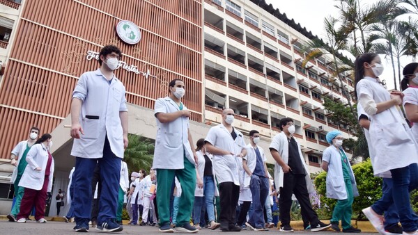 Exigen protocolo que ayude a tratar problemas de adicción de médicos