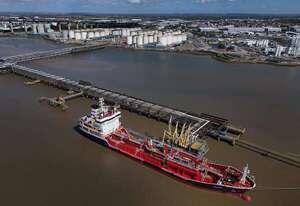 EE.UU. anuncia nuevas sanciones contra petróleo iraní  - Mundo - ABC Color