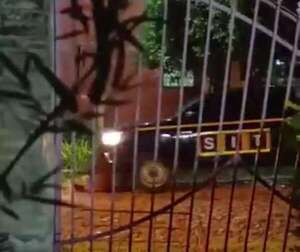 Video: chofer de seguridad privada atropelló a un hombre y huyó del lugar - Nacionales - ABC Color