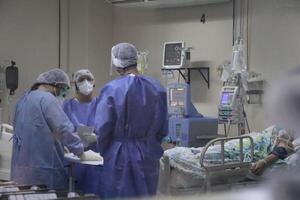 Sugieren una profunda reforma ante la crisis del sistema de salud