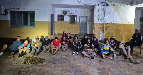 Diario HOY | Detenidos en Sajonia más de 20 cuidacoches con antecedentes, uno por homicidio