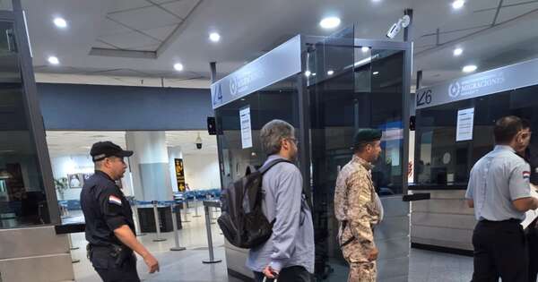 La Nación / Aprehenden a brasileño con presunto oro en el aeropuerto