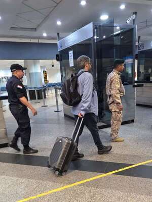 Cae otra carga de oro en el aeropuerto de Luque - Policiales - ABC Color
