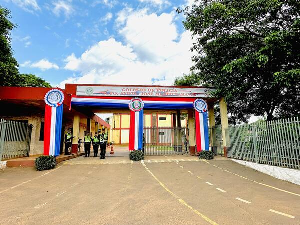 Aspirantes de la Policía Nacional quedan sin alimentos por falta de pago a proveedora - El Trueno