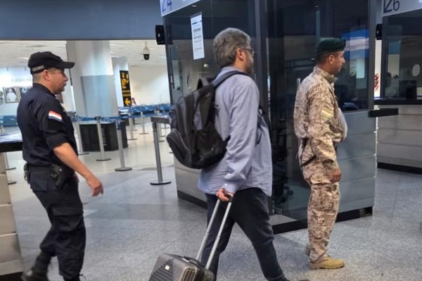 Brasileño cae con 27 kilos de oro en el aeropuerto •