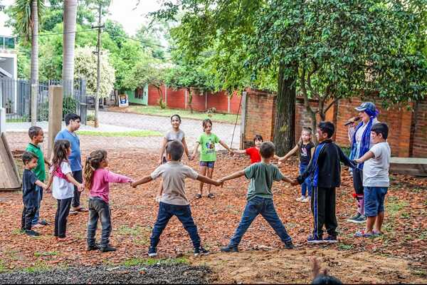 Encarnación se prepara para la segunda edición de la Feria Azul en favor de la concienciación sobre el autismo
