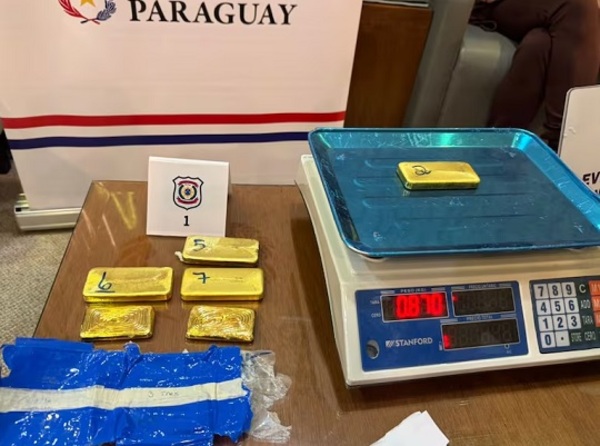 Incautan 27 kilos de oro en aeropuerto Silvio Pettirossi