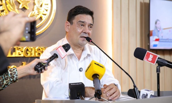 Salyn Buzarquis exige respuesta formal al Fiscal General por supuesta amenaza e insiste en respaldo documental - OviedoPress