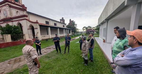 La Nación / Ñeembucú: evacuan y asisten a familias damnificadas por el temporal