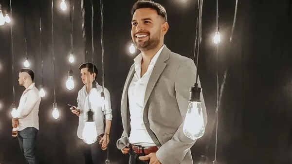 Popular / ¿Al estilo Chucky? ¡Muñeco de la hija de Oscar Pintos se movió solo!