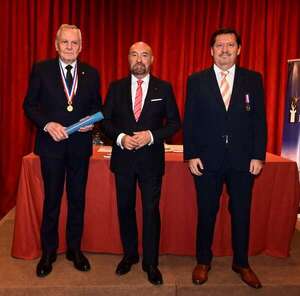 Francia y Paraguay estrechan lazos a través de la memoria histórica - Sociales - ABC Color