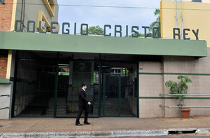 Colegio Cristo Rey suspende clases hoy y mañana por amenaza digital