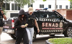 Se entrega "experta en yoga" vinculada a presunta venta de ketamina y marihuana