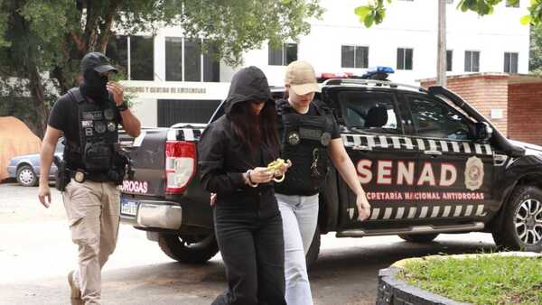 Video: Se presenta yogui buscada por venta de marihuana con ketamina en Asunción