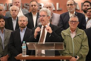 Empresarios acusan al Gobierno de ahogar la economía real para cubrir excesos políticos