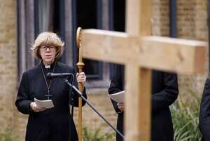 Arzobispa anglicana elogia “valiente llamado” a la paz de León XIV  frente a los conflictos bélicos - Mundo - ABC Color