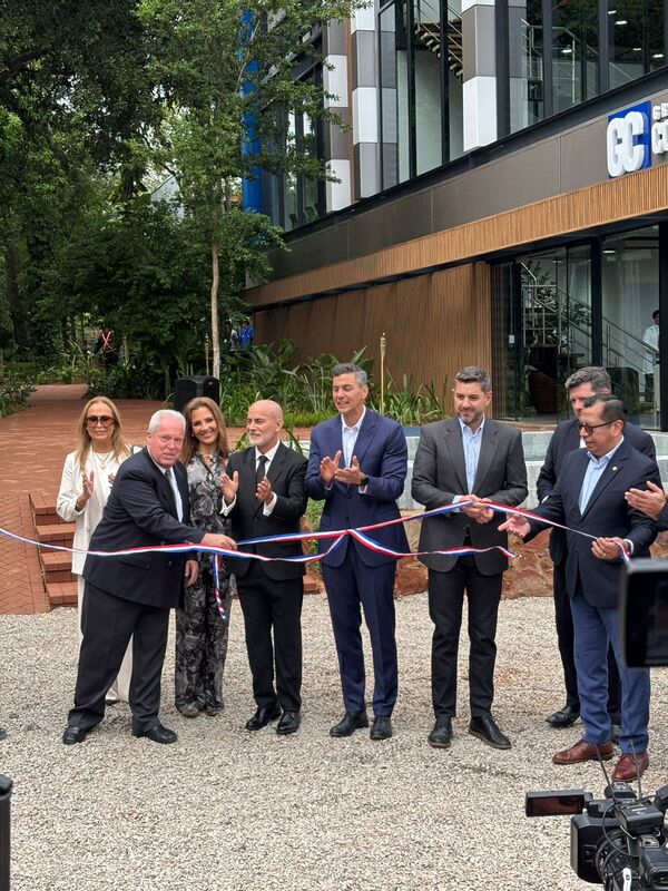 Peña inaugura planta modelo de COMEPAR y ratifica éxito de 'Hambre Cero' con respaldo internacional