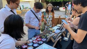Papel y Tijera: El collage como encuentro de creación y experiencia colectiva en El Cabildo