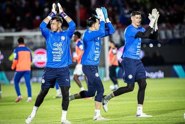Juan Espínola: “En la mala estuve, y ahora en la buena, ¿por qué no voy a querer estar? - Selección Paraguaya - ABC Color