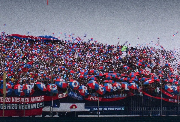 TODO LISTO PARA EL SUPERCLASICO CERRO DEFINE LA VENTA DE ENTRADAS PARA EL PUEBLO AZULGRANA