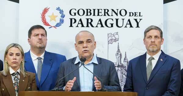 La Nación / Hernán Rivas pide permiso sin goce de sueldo para someterse a la Justicia