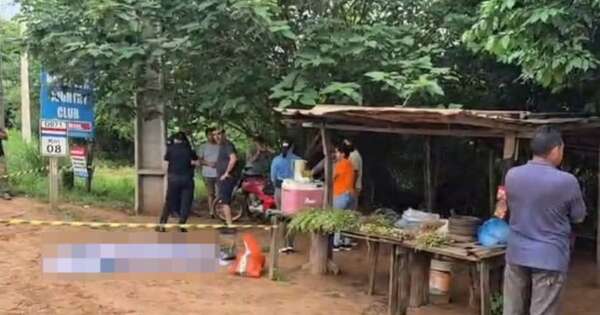 La Nación / Guarambaré: hombre falleció en plena vía pública mientras hablaba con un amigo