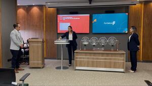 Fortaleza adjudicó nuevas unidades y continúa avanzando con su sistema de inversión - Empresariales - ABC Color