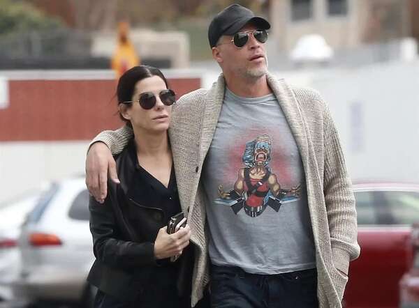 Sandra Bullock atraviesa un duro momento tras la muerte de su novio - Gente - ABC Color