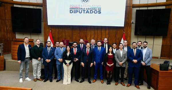 La Nación / Cumbre Internacional Patriots Network: Latorre recibió a parlamentarios internacionales