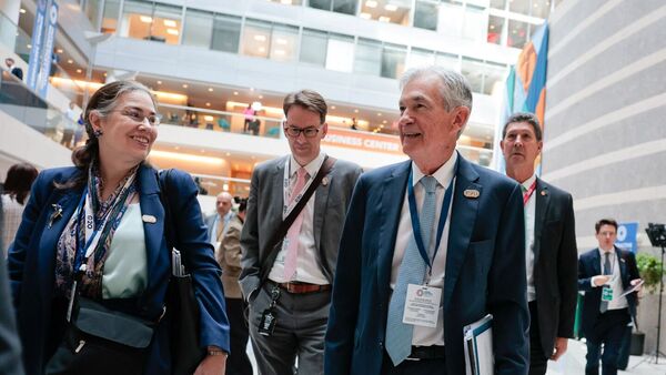 Ministros de Finanzas del G7: hay "urgencia en limitar coste" de la guerra en Medio Oriente