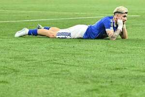 Estrasburgo y la gesta con el sello de Enciso, quien homenajea a “Tacuara” - Fútbol Internacional - ABC Color