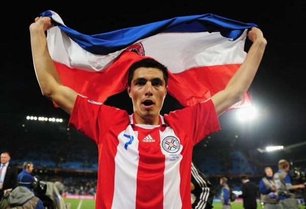 Óscar «Tacuara» Cardozo, leyenda del fútbol paraguayo, anunció su retiro - ADN Digital