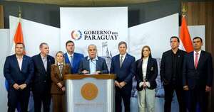 La Nación / Hernán Rivas presenta permiso ante el Senado