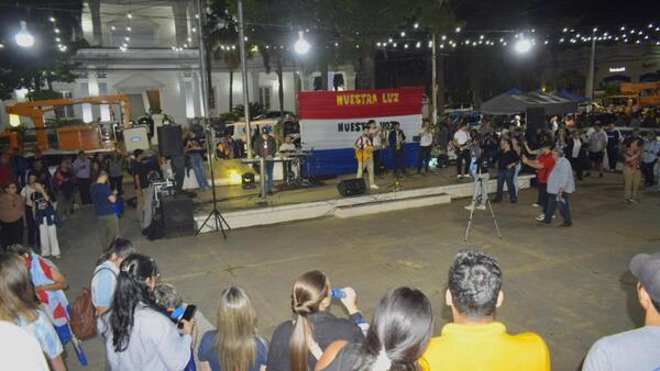 Guaireños se movilizan y exigen a la ANDE destrabar conflicto con Clyfsa