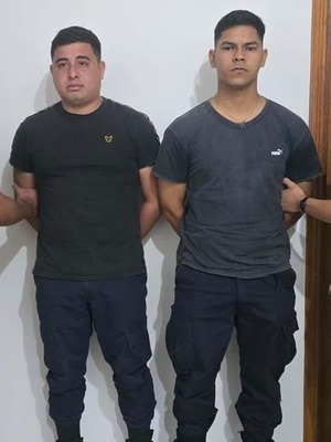 Otorgan arresto domiciliario a policías imputados por presunta coima tras accidente - PDS RADIO Y TV