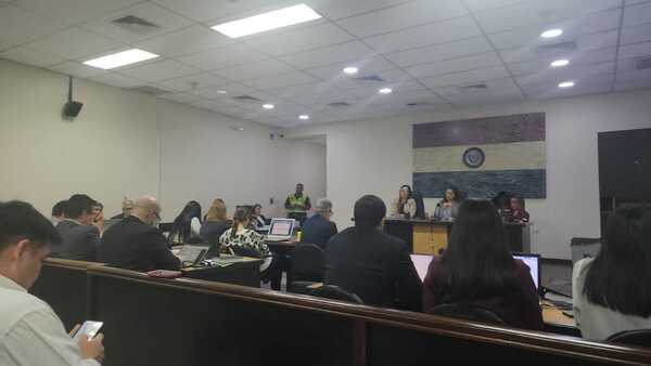 Agentes piden 12 años de cárcel para ex fiscala Ana Girala por supuestas coimas reiteradas