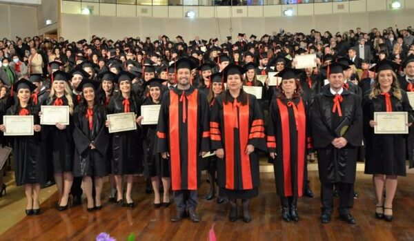 El 17,3% de las carreras de Derecho cuentan con acreditación en Paraguay, informa la ANEAES