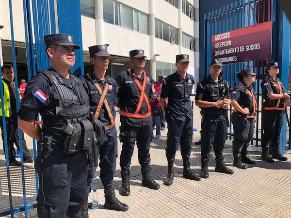 Olimpia vs. Cerro Porteño: así será el despliegue de la Policía para el ‘superclásico’ - Policiales - ABC Color